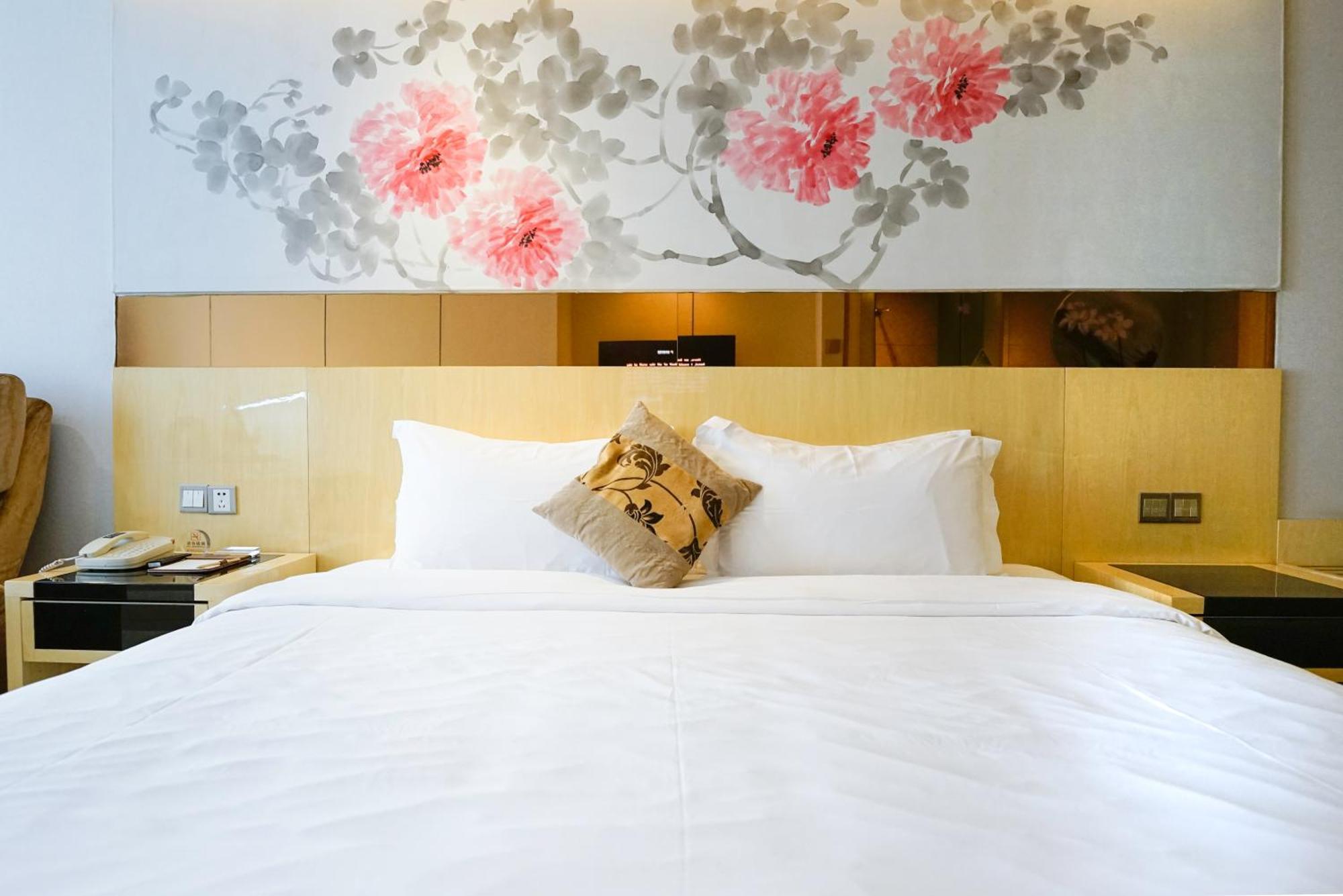 Paco Hotel Beijing Road Pedestrian Street Tuanyida Metro Гуанджоу Екстериор снимка